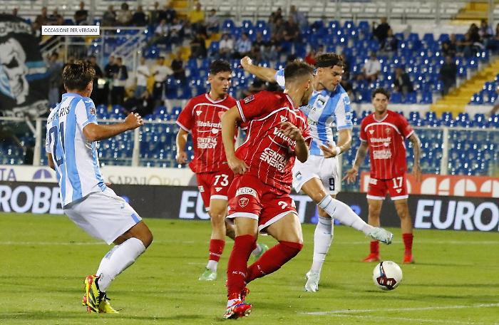 Il Grifo non sfonda a Pescara: pareggio 0-0  e rimpianti