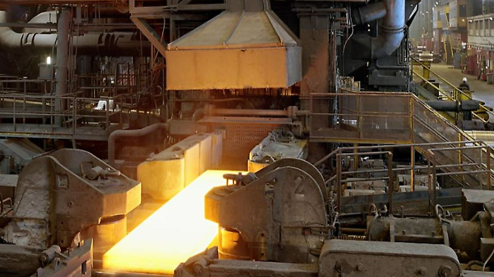 Terni, Ast riattiva la produzione del laminatoio a caldo: riparato il guasto al forno walking beam