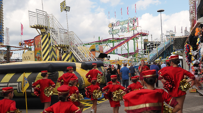 Perugia, tornano i Baracconi con la 101esima edizione: ecco le date del luna park di Pian di Massiano