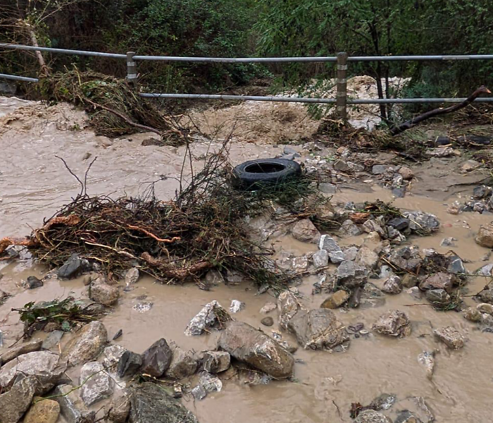 Bomba d'acqua, caduti 10,5 centimetri di pioggia in poche ore. Chiuse 4 strade