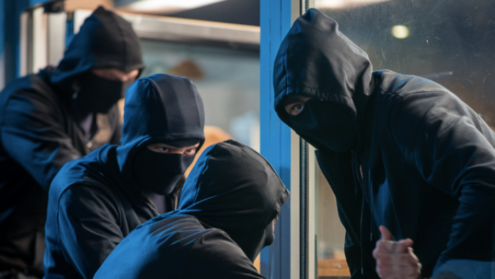 Reti tagliate a misura d'uomo, continua l'incubo dei furti