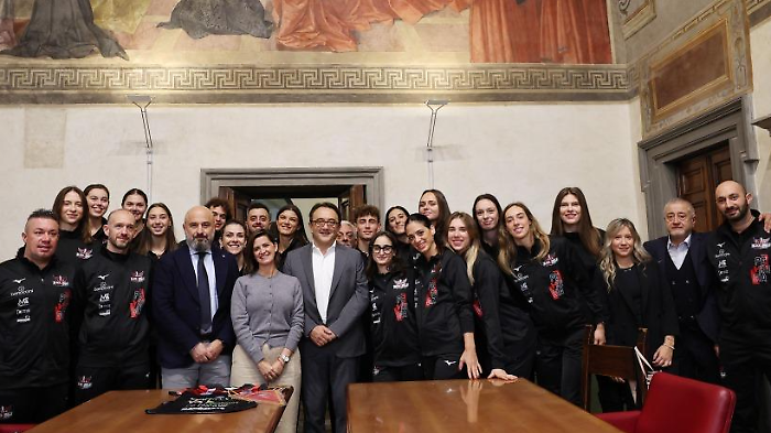 La sindaca Ferdinandi tifa Black Angels: la prima cittadina attesa al PalaBarton