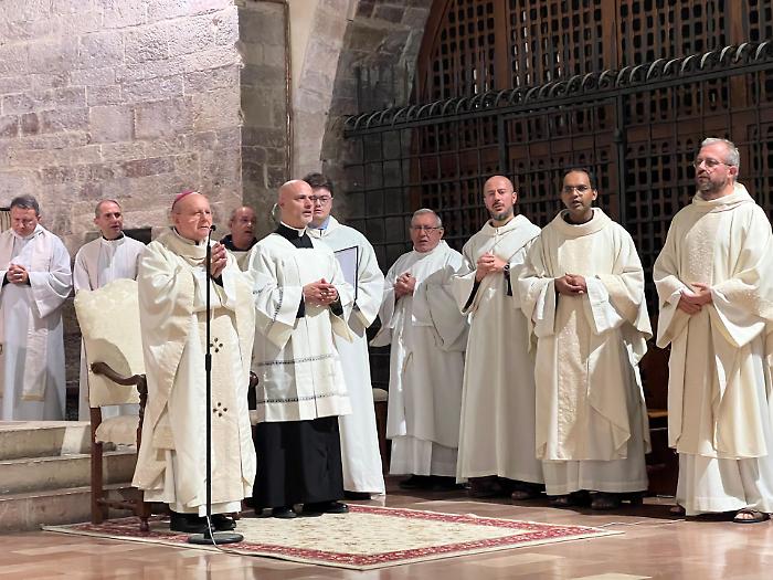 Carlo Acutis santo nell'anno del Giubileo. Il vescovo Sorrentino: "Una nuova preghiera in vista della canonizzazione"
