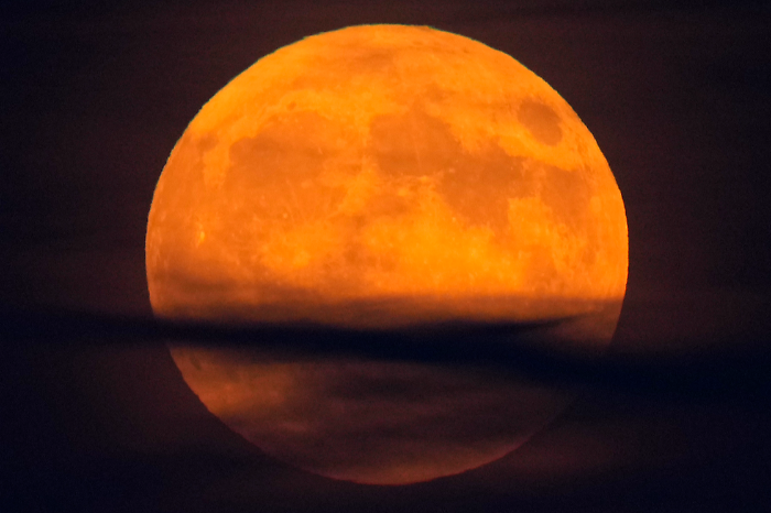 Il cuore verde si prepara alla luna pi&ugrave; grande dell'anno: quando e dove vederla