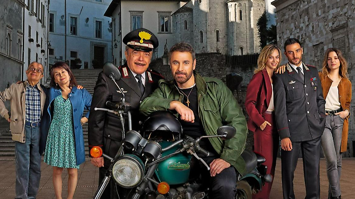 Don Matteo 14 stasera in tv giovedì 19 dicembre su Rai 1: trama, anticipazioni e colpi di scena dell’ultima  puntata