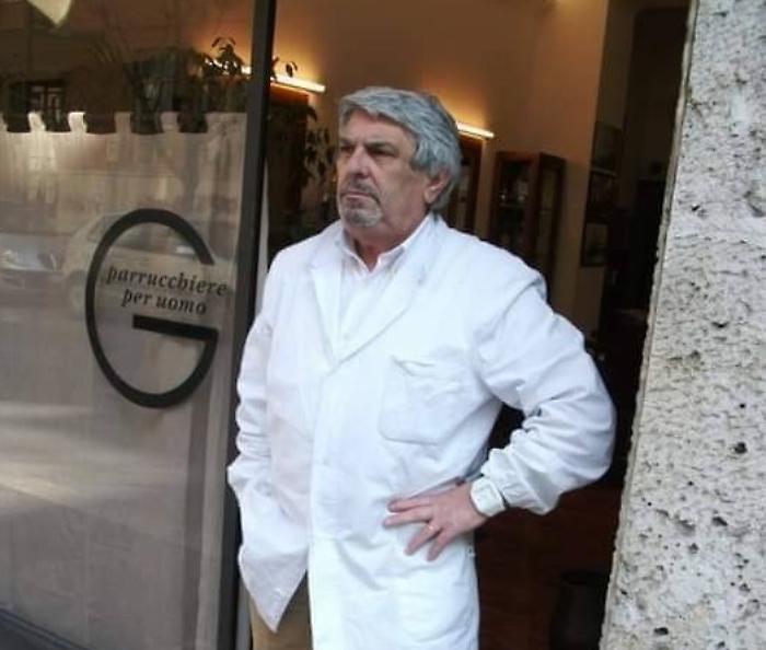 E' morto uno storico barbiere della città: il suo negozio per 50 anni punto di ritrovo