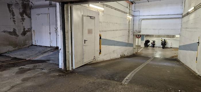 Perugia, la segnalazione da un utente della palestra: "Si drogano nel parcheggio. Ci sono degrado, puzza e tossicodipendenti""
