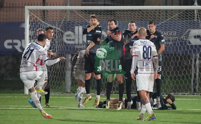 Pianese-Gubbio 3-1, rossoblù travolti e mai in partita. Taurino in bilico