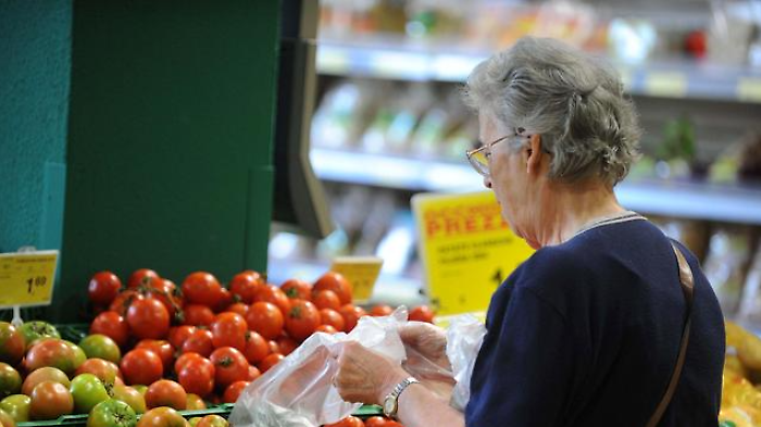 Consumi in frenata in tutta Italia meno che in Umbria. L'analisi di Confcommercio: "Il sud cresce il doppio del nord"
