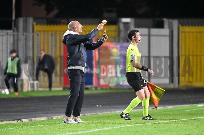 Gubbio-Vis Pesaro 1-3, due espulsi e due autogol condannano i rossoblù