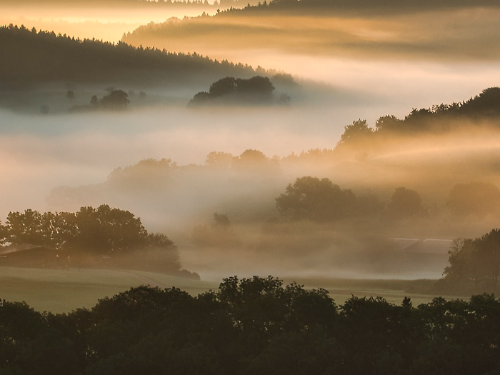 La nebbia si posa sull'Umbria, temperature minime in calo: le previsioni di martedì 29 ottobre secondo 3B Meteo