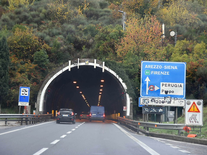 Chiude il raccordo Perugia-Bettolle per attivit&agrave; tecniche alla galleria della Pallotta: ecco quando