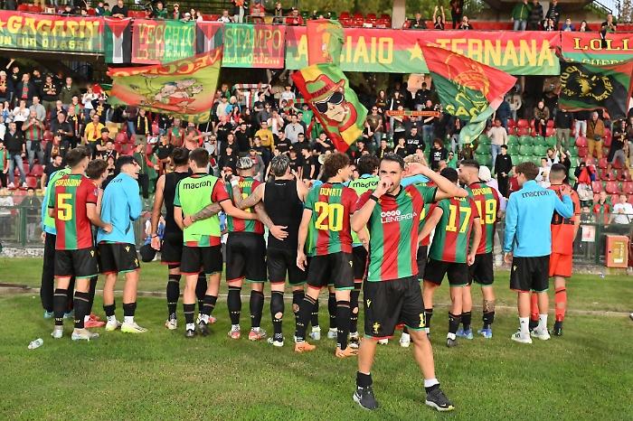 Ternana, poker alla Spal pensando già al derby