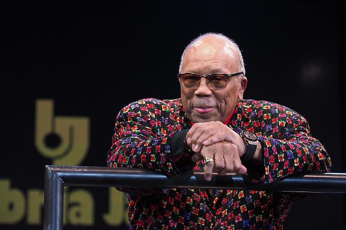 Morto Quincy Jones, aveva 91 anni. Festeggiò 85 anni sul palco di Umbria Jazz con un concerto memorabile