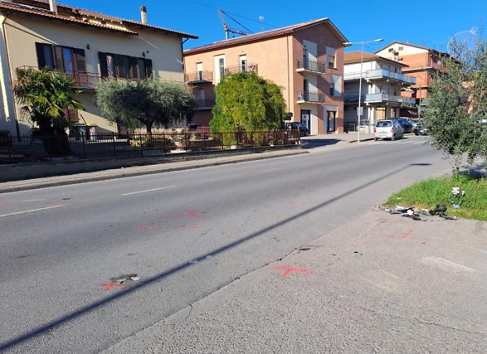 Chi era Stiven, il 17enne morto nell'incidente in scooter: frequentava l'istituto Rosselli-Rasetti. Le condizioni dell'amico