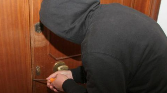 ladri furti in casa