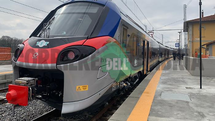 Mercatini di Natale ad Arezzo: scattano i treni speciali fino a domenica 22 dicembre