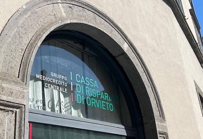 Cassa di Risparmio di Orvieto, parte la gara a tre per l'acquisizione delle quote
