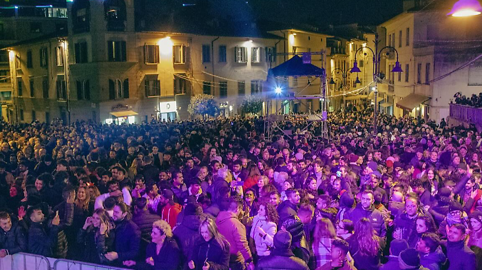 Capodanno in piazza: progetti di Mengozzi, Valenti e un outsider. Proposte: Cugini di campagna e omaggio a Erriquez
