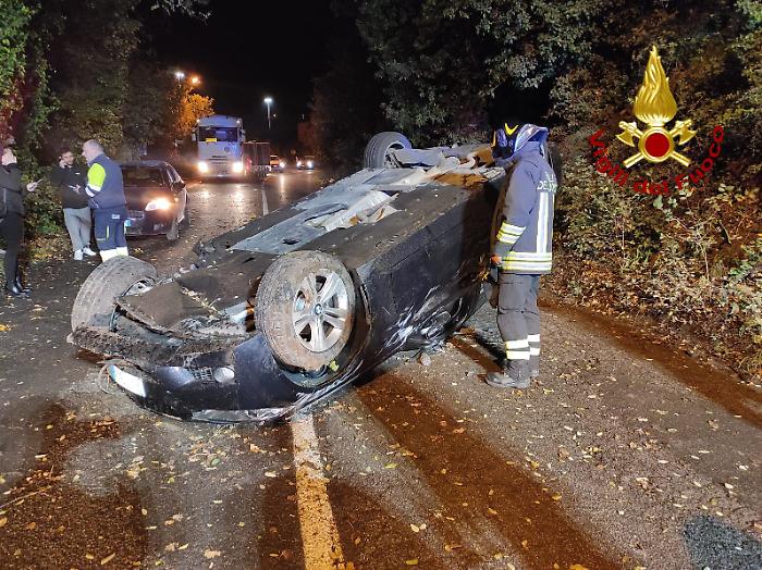 terni incidente stradale auto