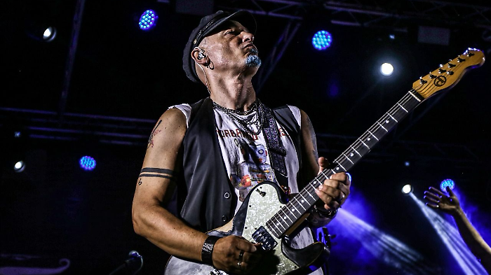 Festa di Capodanno in piazza, tutti i nomi del veglione targato Arezzo Wave. C'&egrave; anche Diabolik