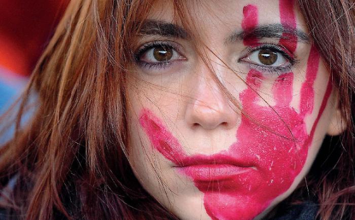Donne molestate sul lavoro, Umbria seconda regione in Italia. Le vittime e il tipo di violenza: i dati dell'indagine Istat