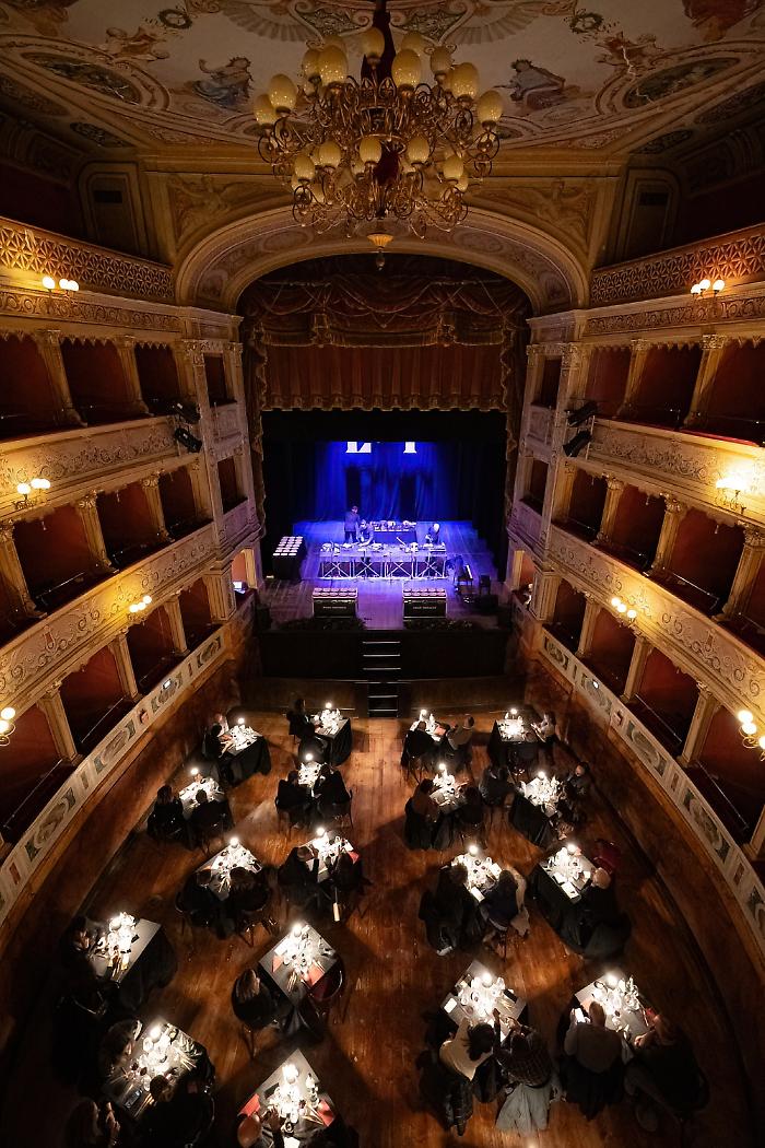 Eat - Enogastronomia a teatro