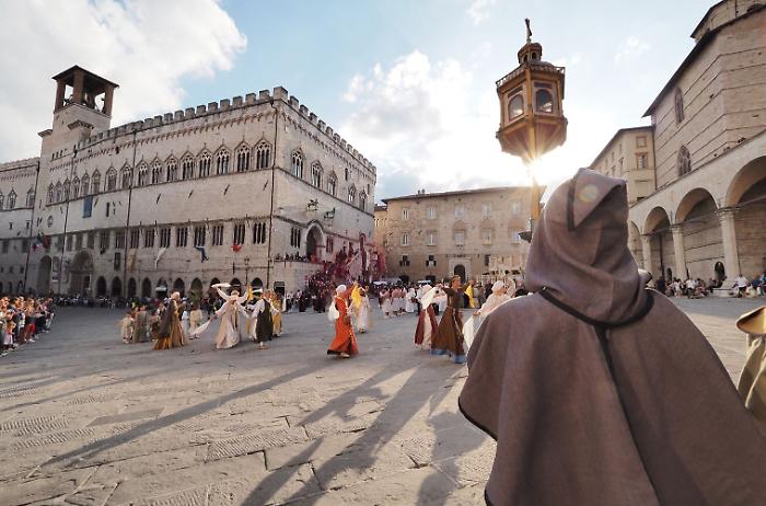 Dalla manutenzione dei beni culturali ai fondi per le associazioni: ecco come il Comune di Perugia vuole spendere 1,3 milioni di euro in arrivo con la tassa di soggiorno