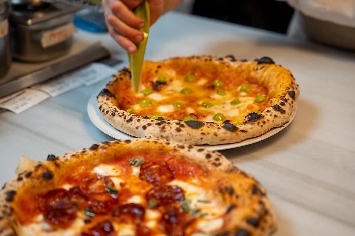 Pizzeria