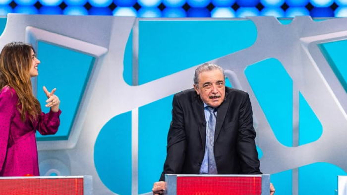 Don Matteo stasera in tv giovedì 28 novembre su Rai 1. Il Maresciallo Cecchini arriva a Reazione a Catene con Marco Liorni