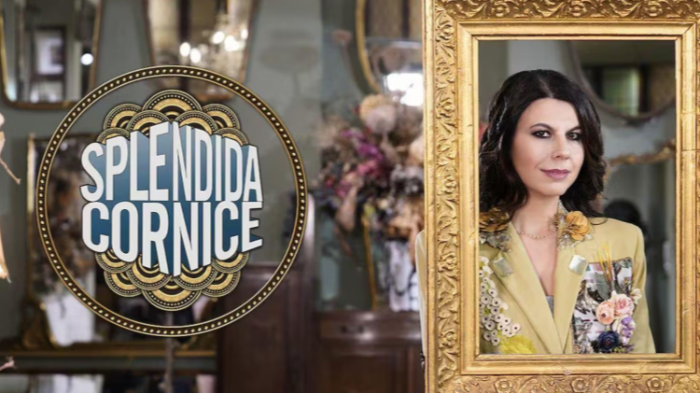 Ultima puntata di Splendida cornice, anticipazioni di stasera 18 dicembre. Tra gli ospiti: Renzo Arbore, Pietro Sermonti, Michele Riondino e Zerocalcare