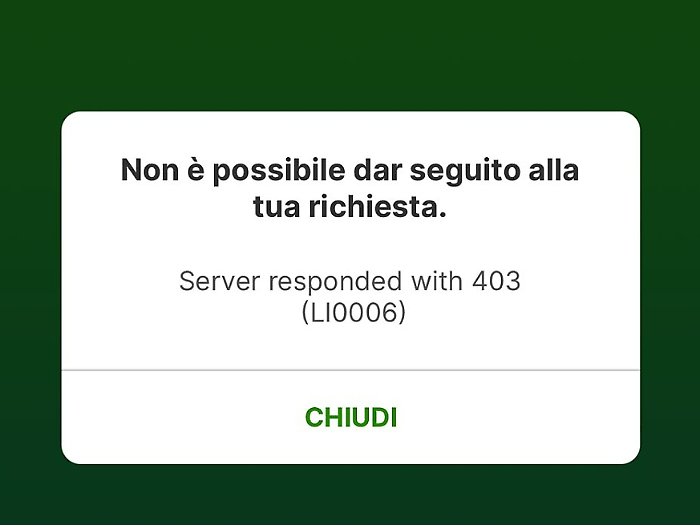 Intesa Sanpaolo down, problemi di accesso e all'accredito di stipendi e pensioni: cosa è successo