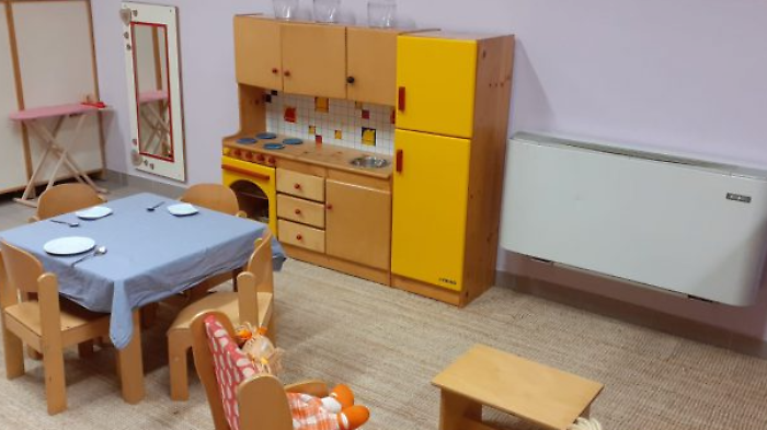 Perugia, bambini infastiditi da sconosciuti: così l'asilo trasloca