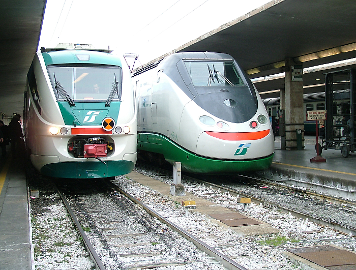 Treni, ritardi e stop per lo sciopero. Torna la stagione dei cantieri