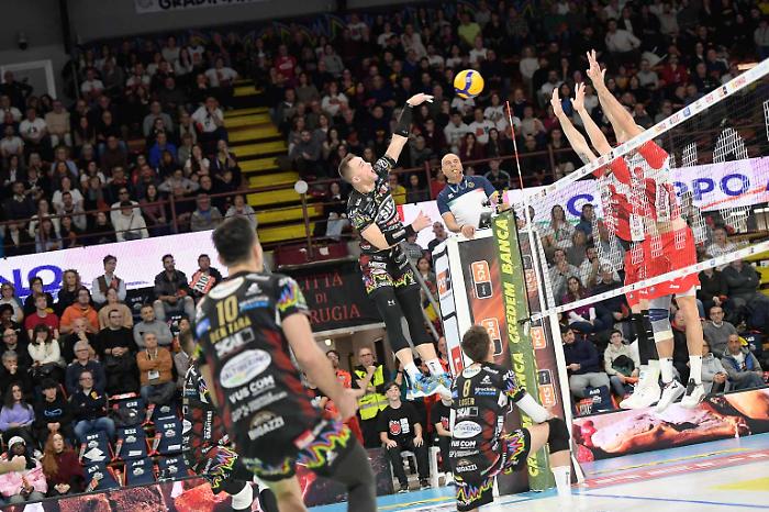 Perugia-Piacenza 3-2, la Sir Susa Vim vince anche questa: successo al tie-break