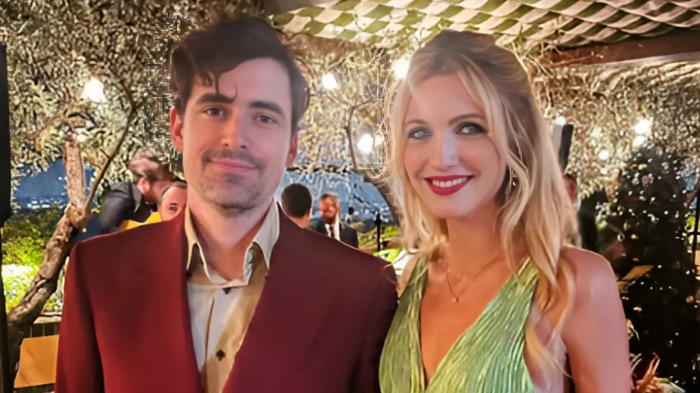 Eleonora Albrecht, chi è la compagna di Flavio Parenti che interpreta Tancredi nella serie Il paradiso delle signore. La coppia ospite a La Volta Buona 