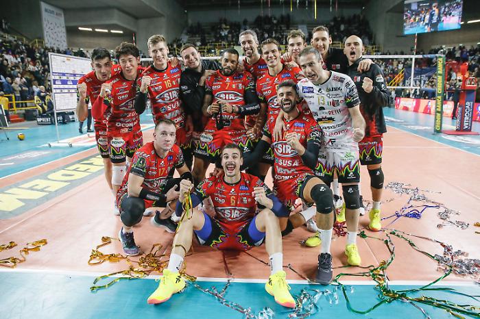 Verona-Perugia 2-3, la Sir ne vince un'altra: Plotnytskyi Mvp con 27 punti