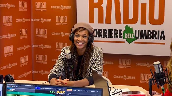 Kelly Joyce si racconta a Radio Corriere dell'Umbria: il brano Vivre la vie, Tale e Quale show e il nuovo singolo di Natale