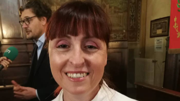 Ilaria la pastora tra gregge e creazioni gastronomiche porta in Rai finocchiona  Igp, pecorino toscano dop e novit&agrave; del gusto