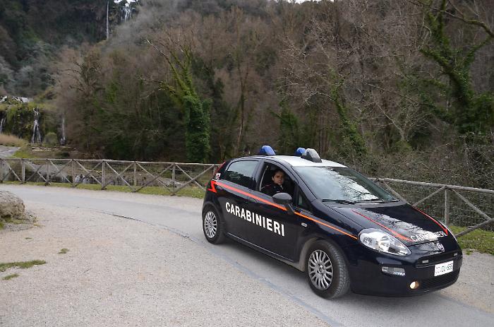 carabinieri stroncone terni freddo