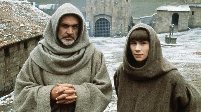 Il nome della rosa stasera in tv lunedì 23 dicembre su Rai 3: trama, cast, location e curiosità sul film con Sean Connery