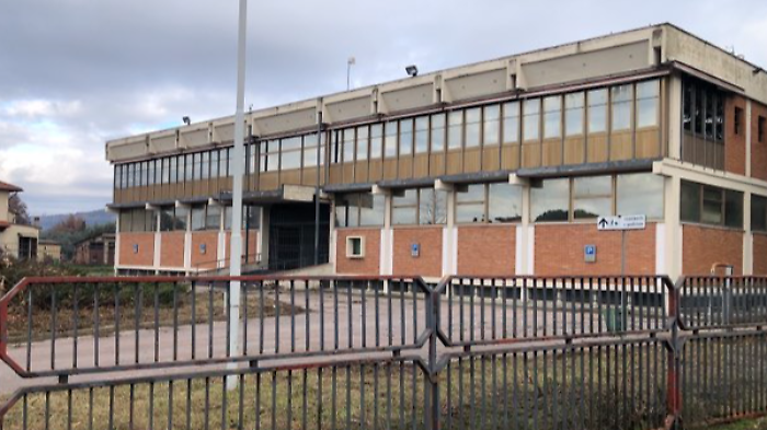 In vendita lo storico ex stabilimento Cantarelli di Rigutino (un milione e 850 mila euro) vuoto da 10 anni