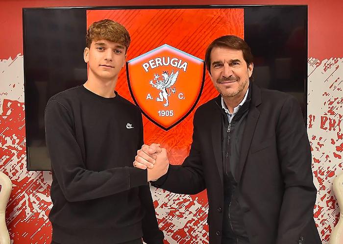 Perugia blinda il giovane Leonardo Vinti: è il primo contratto da pro per il portiere figlio di Graziano