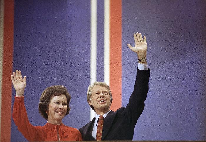 Morto Jimmy Carter, come ha cambiato l'America: dagli accordi di Camp David al disastro del Malaise Speech