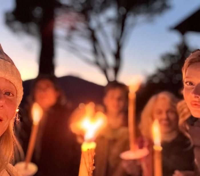 Gwyneth Paltrow castello di reschio natale 2024