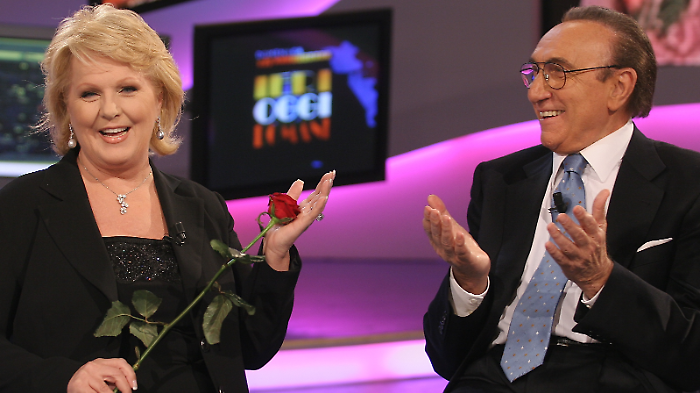 Katia Ricciarelli ospite a Storie di donne al bivio, tutte le relazioni: da José Carreras al matrimonio con Pippo Baudo