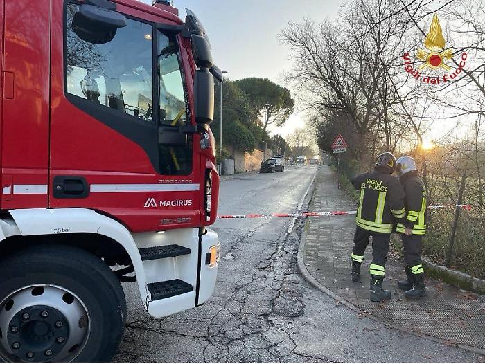 Incidente ad Ancona, morti marito e moglie: Diego Duca lavorava al 118 di Perugia,  Lucia Manfredi all'ospedale di Torrette. La loro Panda centrata da una Bmw fuori controllo