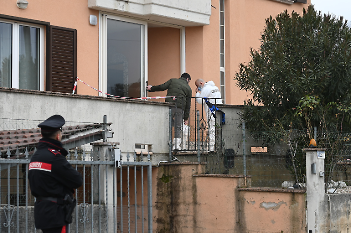 Omicidio suicidio Gualdo Tadino, l'ipotesi dell'azione pianificata. Daniele Bordicchia, dal doppio profilo su Facebook a quella auto-descrizione sui social