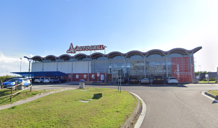 Lotteria Italia, la fortuna viaggia in autostrada: il biglietto vincente da 5 milioni di euro venduto all'Autogrill Somaglia Ovest
