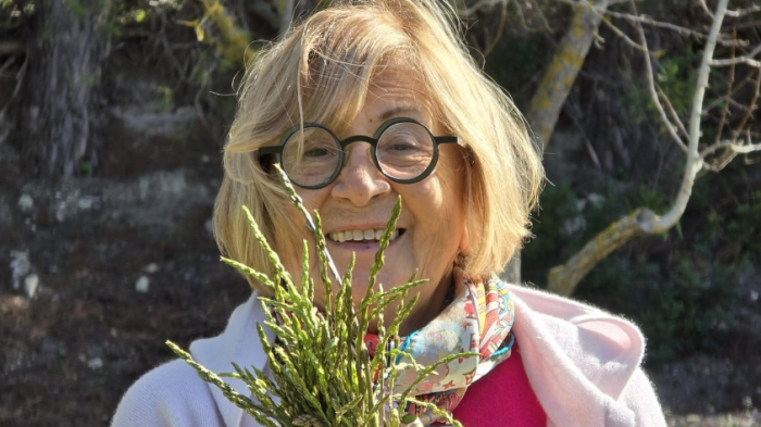 Anna Moroni ospite di Caterina Balivo a La volta buona, chi è: dall'infanzia a Gubbio al successo con La prova del cuoco